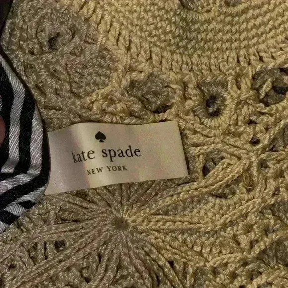 Kate Spade cream & black pebbled leather cross body - Picture 7 of 8